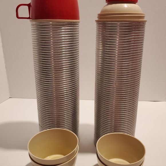 Vintage Thermos Lot W 2 Qt Sz Bottles Slide Lid Container & Drinking Cups - Picture 14 of 16